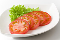 トマトの輪切りにマヨネーズ の画像素材 写真素材ならイメージナビ