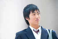 男子高校生の後姿 の画像素材 写真素材ならイメージナビ