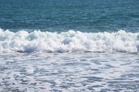 沖縄のビーチに打ち寄せる波 の画像素材 写真素材ならイメージナビ