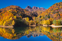 藻岩山の紅葉と虹】の画像素材(50040975)  写真素材ならイメージナビ